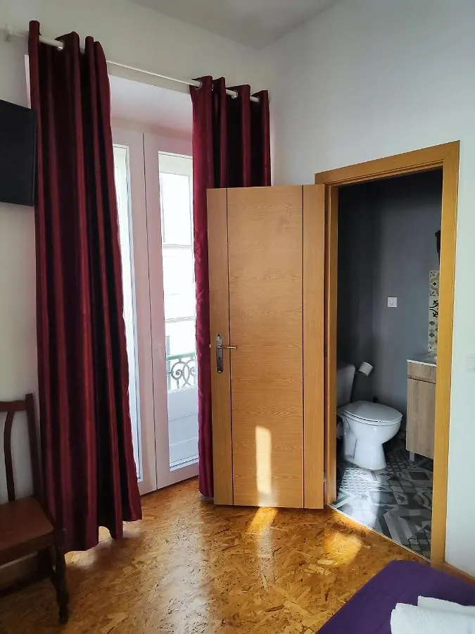 Guest House Rooms In Bairro Alto